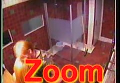 با موهای قرمز لینک کانال شهوانی آلتا بمکد و fucks در در خیابان