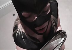 ضربه بار دانلود فیلم سکسی سایت شهوانی گرم در سراسر پاهای خود را