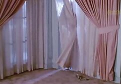 HUNT4K. a پسر شهوانی فیلم سکسی دقیق میدارد تا یک دختر نوجوان جذاب .