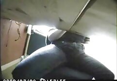 مدل نمایش یک سوپر شهوانی جبهه کامل بیش از حد